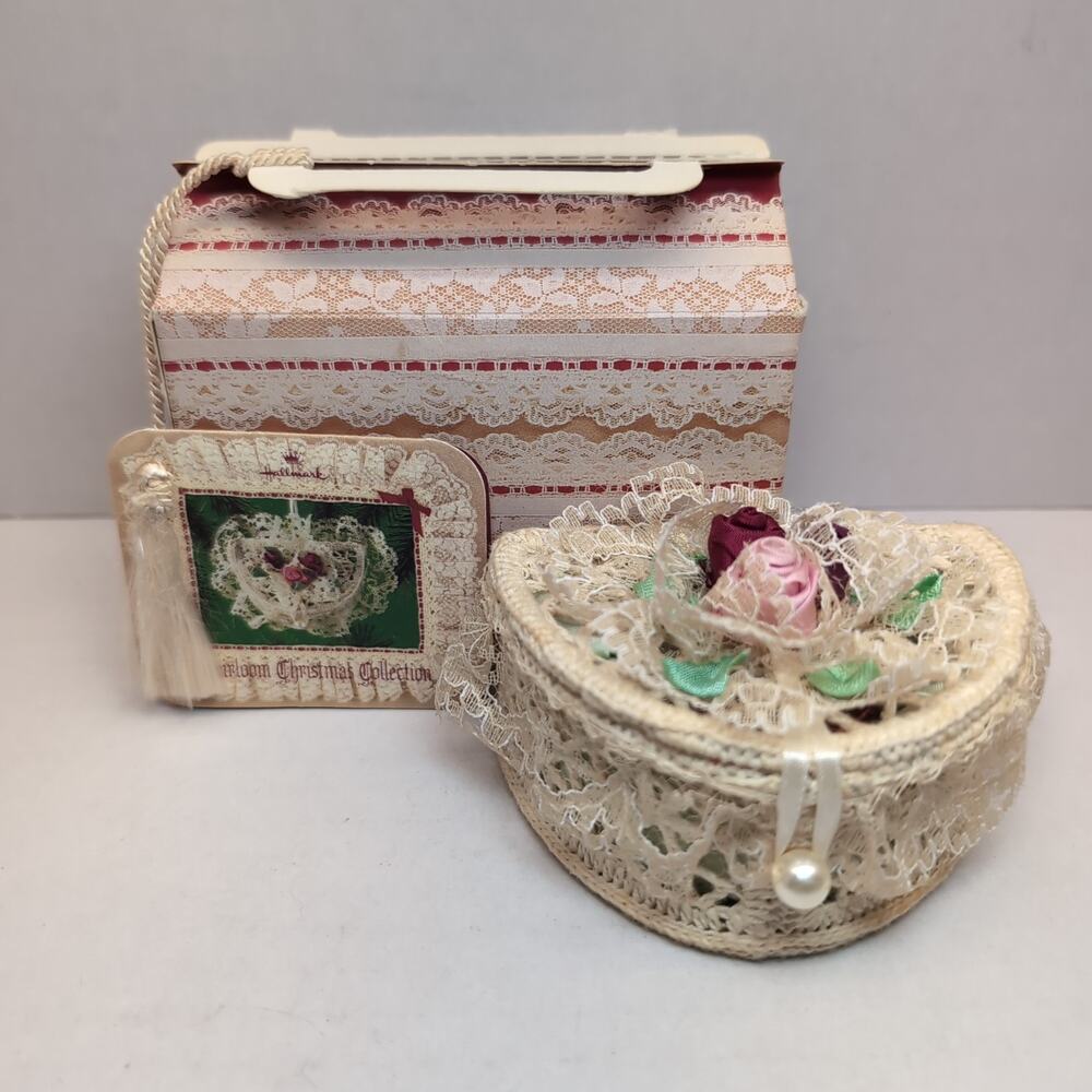 Hallmark‎ Keepsake Basket Ornament Heirloom Christmas Collection Victorian 1985